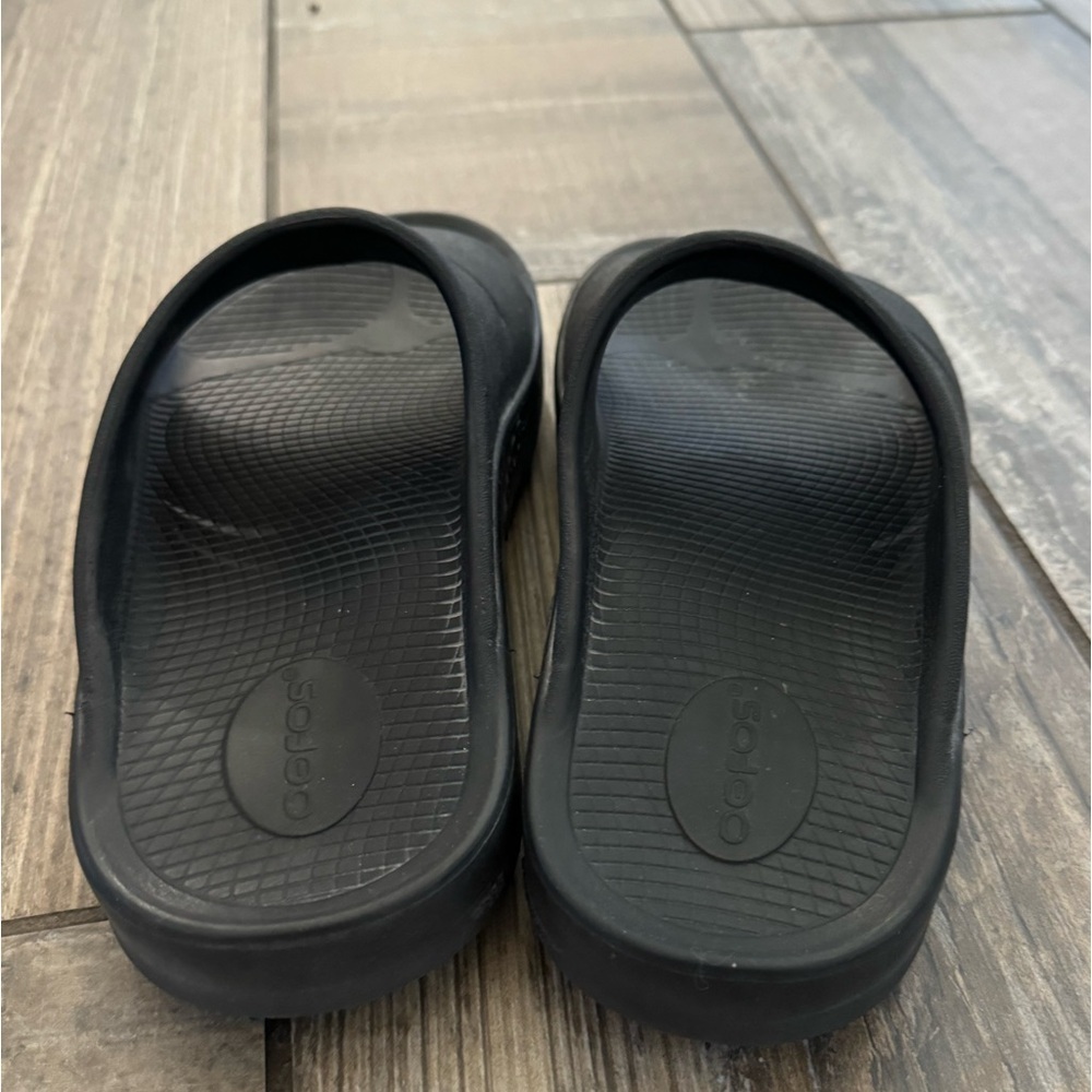 Oofos OOahh Slide Sandal in Black size Women’s 10 or Men’s 8 - Picture 6 of 10